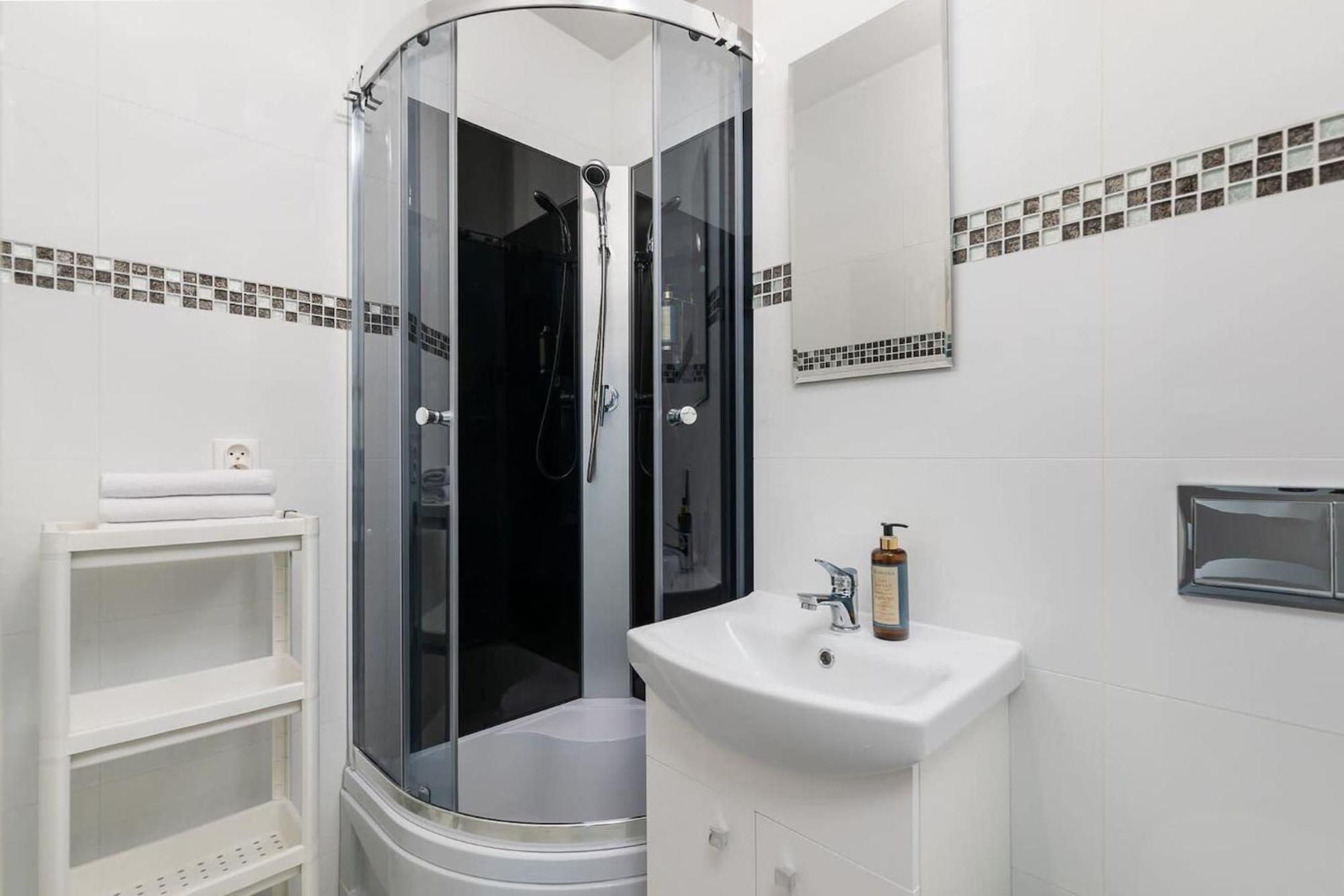 Smocza 26 By Noclegi Renters Варшава Екстериор снимка